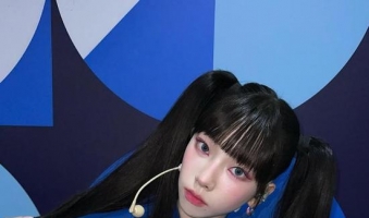 只有“蛇系”美女才能站