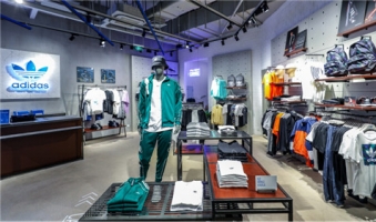 adidas Originals阿迪达斯三叶草杭州银泰武林店全新耀目登场